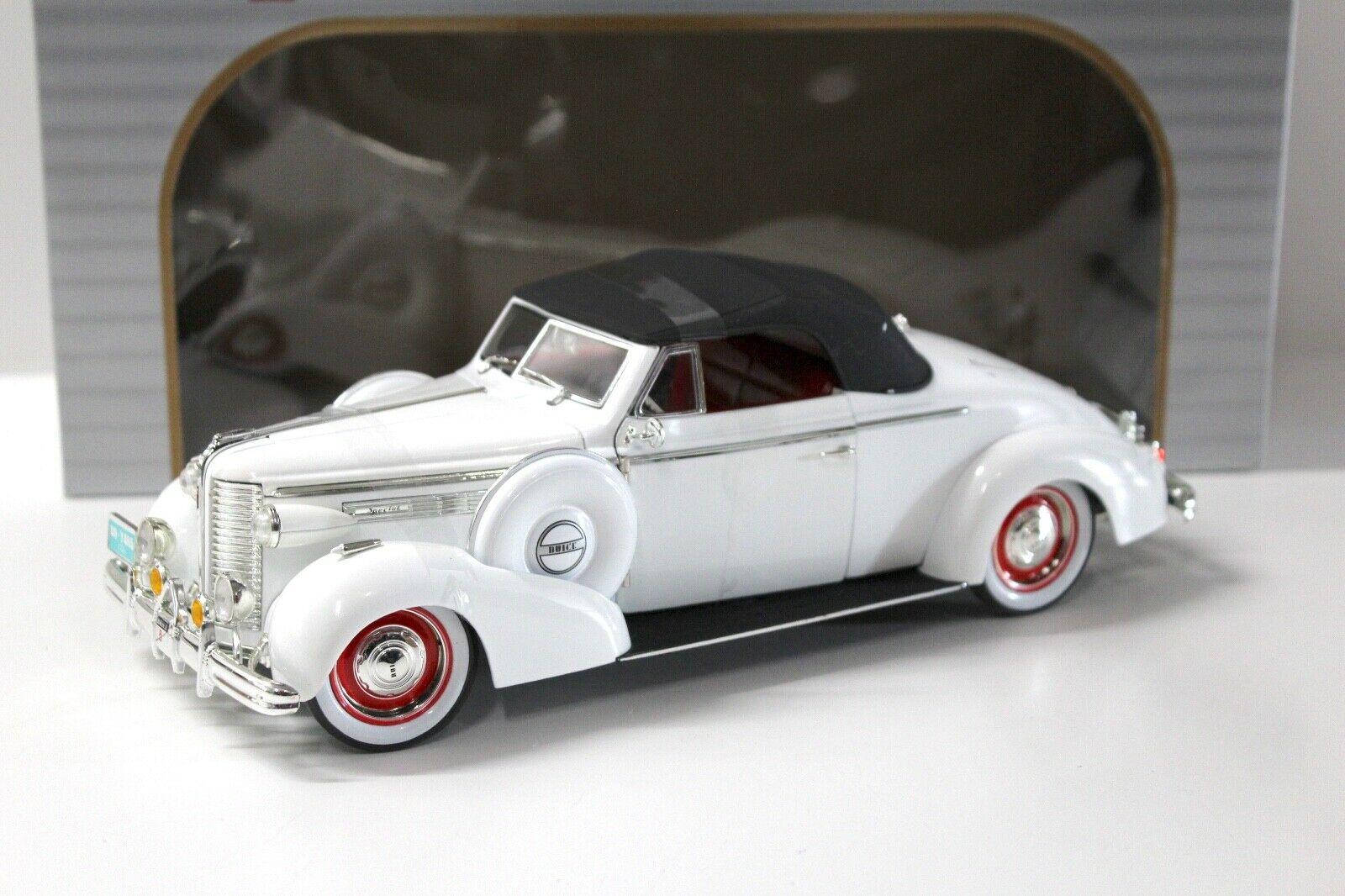 ID 37008 orig.jpg 1:18 Signature Models 1938 Buick Century Convertible white