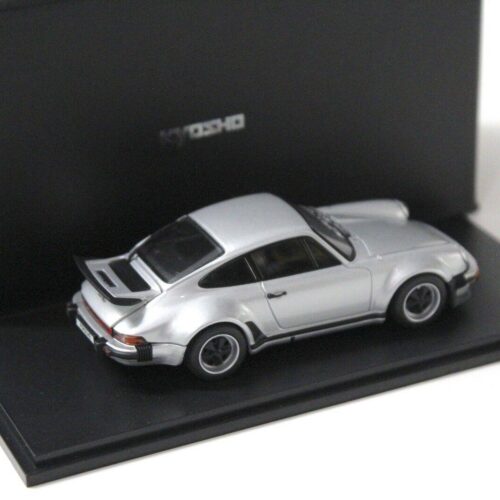 1:43 Kyosho Porsche 911 930 Turbo 1975 silver