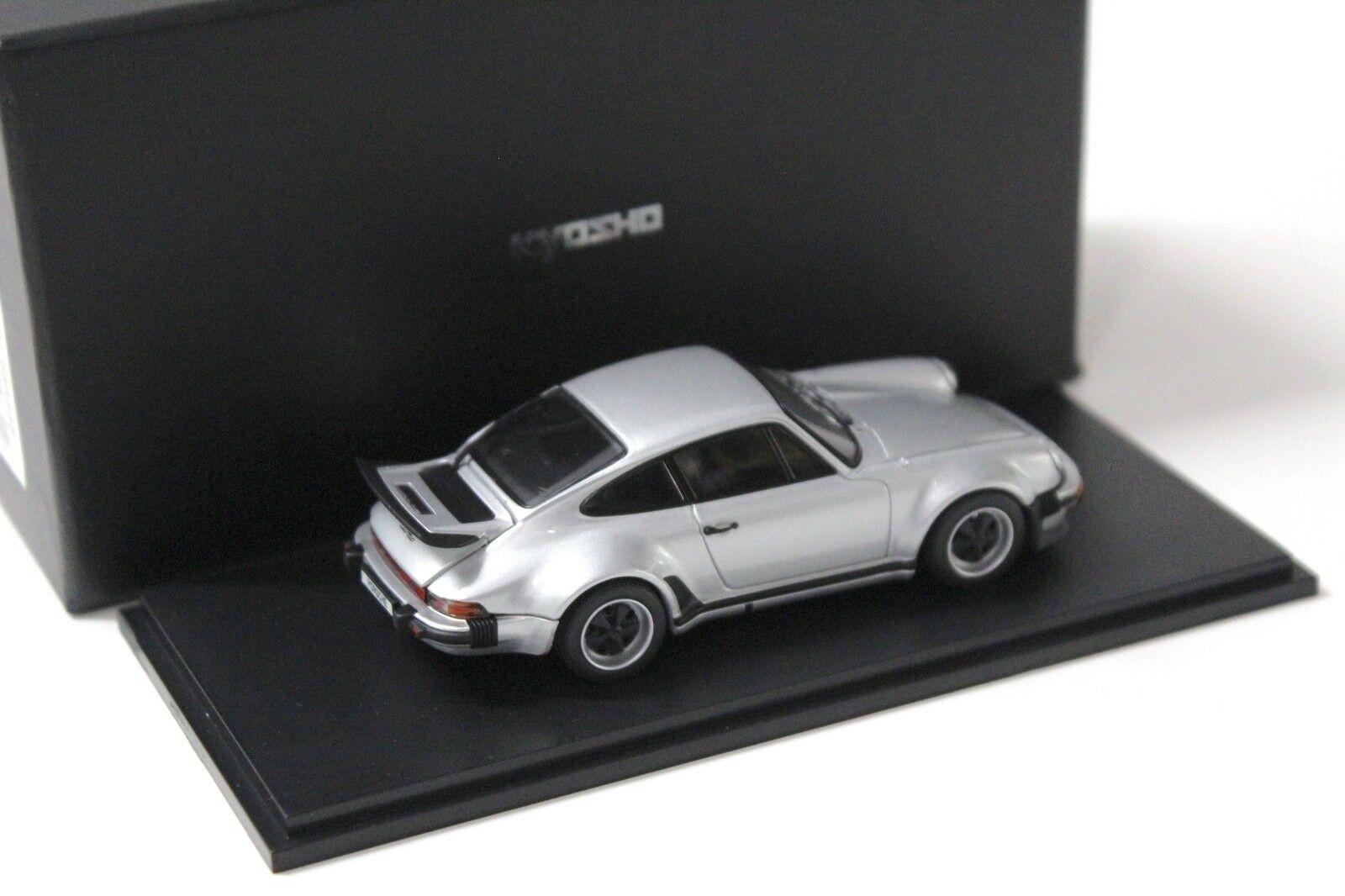1:43 Kyosho Porsche 911 930 Turbo 1975 silver