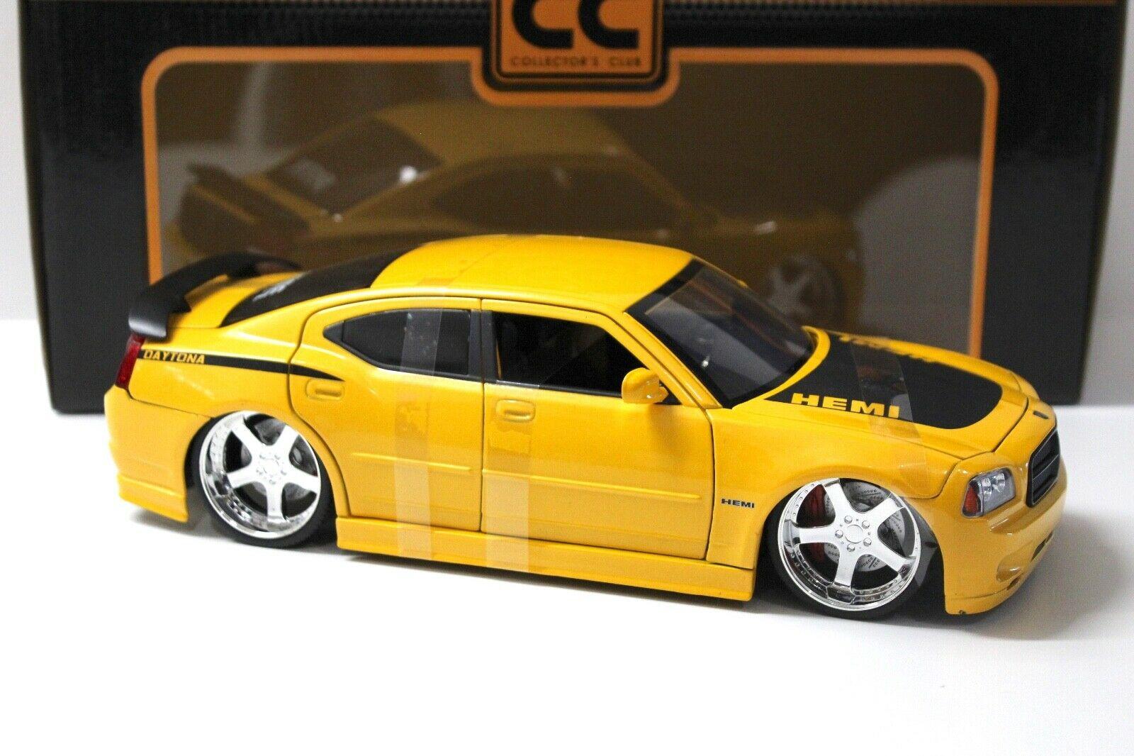1:18 JADA Dodge Charger Daytona R/T 2006 yellow