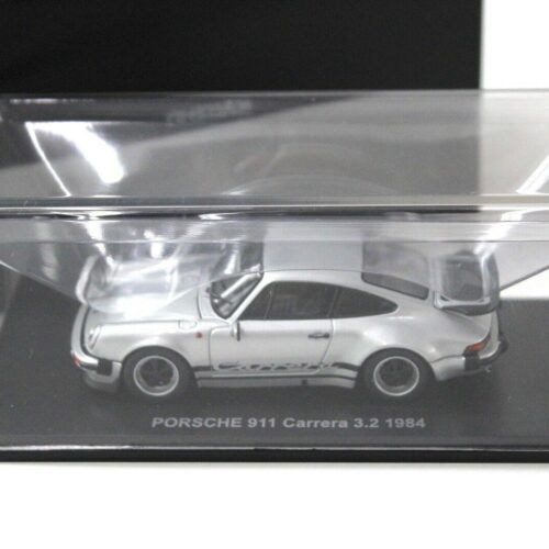 1:43 Kyosho Porsche 911 Carrera 3.2 Coupe silver 1984