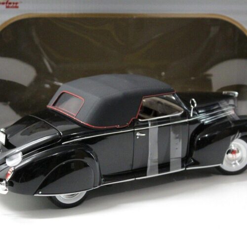 1:18 Signature Models Lincoln Zephyr 1939 black - Image 3