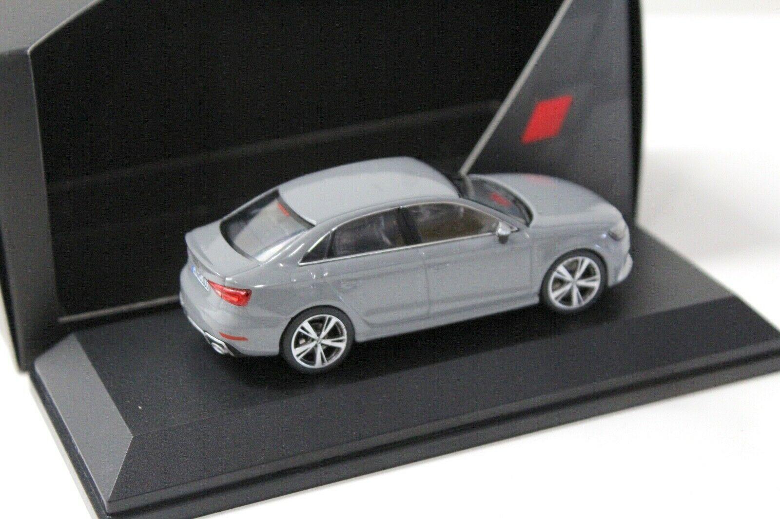 1:43 iScale Audi RS3 Limousine nardo grey DEALER VERSION