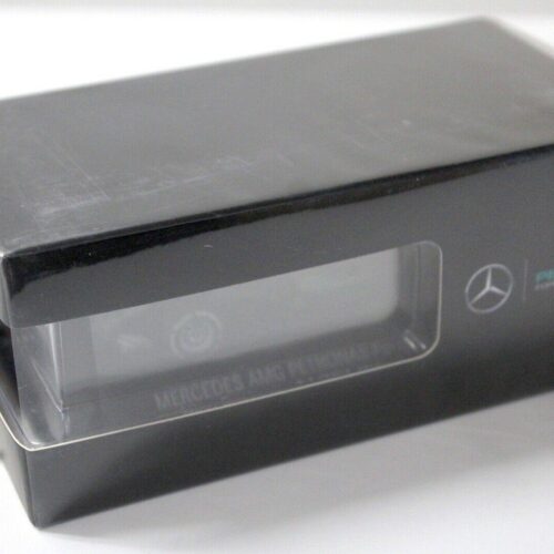 1:43 Minichamps Mercedes AMG Petronas F1 W06 Rosberg 2015 DEALER VERSION