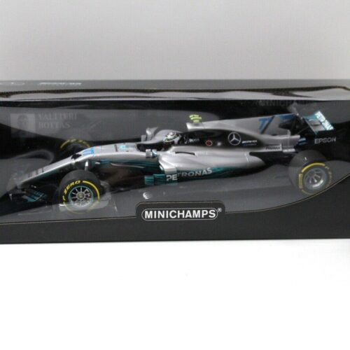 1:18 Minichamps Mercedes AMG Petronas F1 W08 EQ V.Bottas 2017 - Image 4