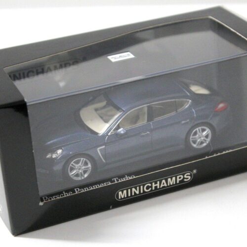 1:43 Minichamps Porsche Panamera Turbo Yachting blue