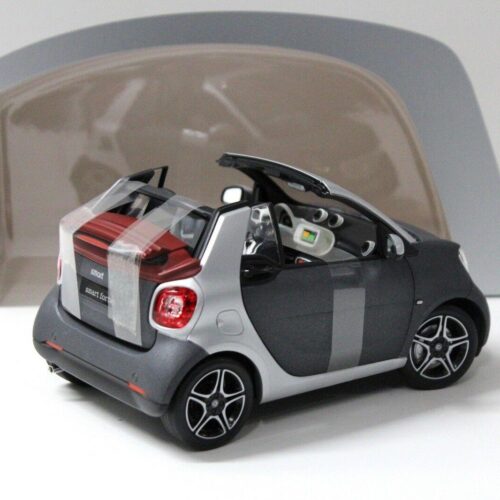 1:18 Norev Smart Fortwo Cabrio grey/silver DEALER VERSION