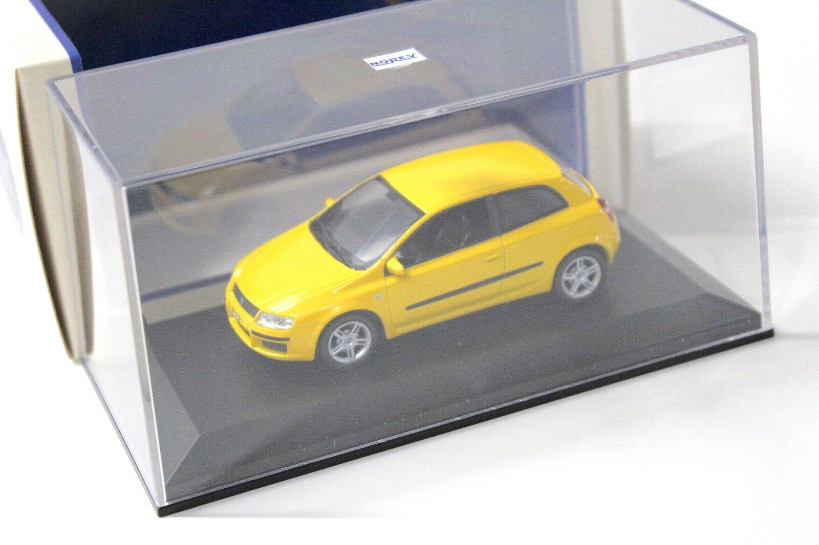 1:43 Norev Fiat Stilo yellow