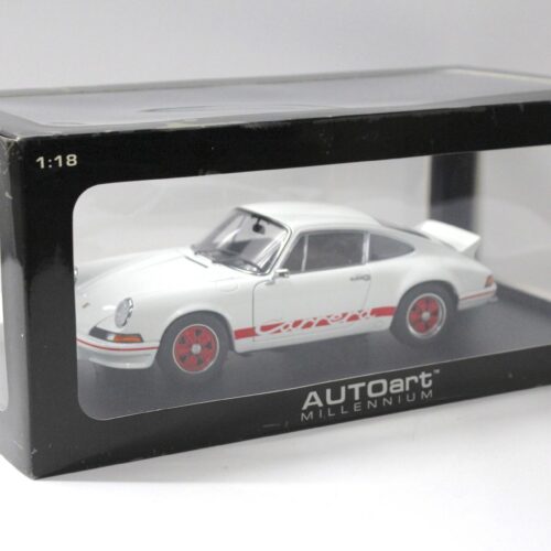 1:18 AUTOart Porsche 911 Carrera RS 2.7 white/ red 1973