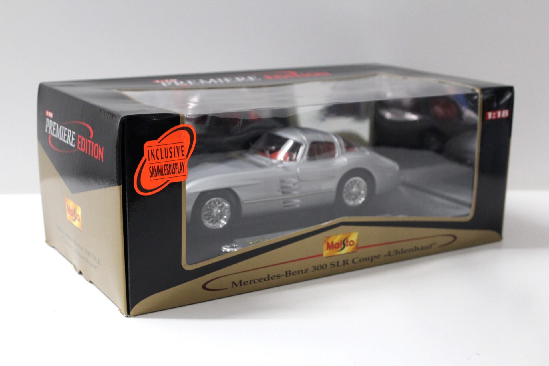 1:18 Maisto Mercedes 300SLR Uhlenhaut Coupe silver
