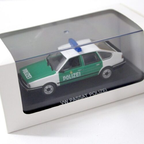 1:43 WhiteBox VW Passat B2 Stufenheck POLIZEI white/ green