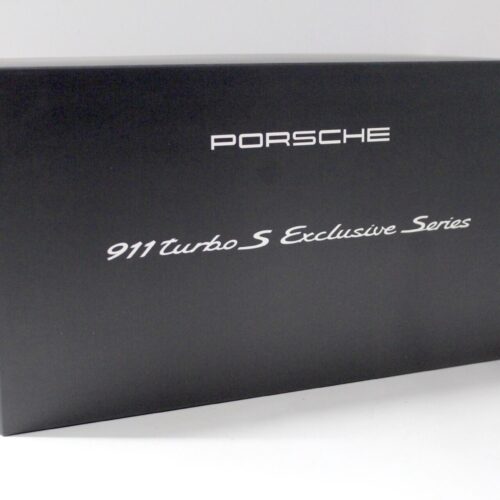 1:18 Spark Porsche 911 (991) Turbo S Exclusive Series agate grey DEALER VERSION