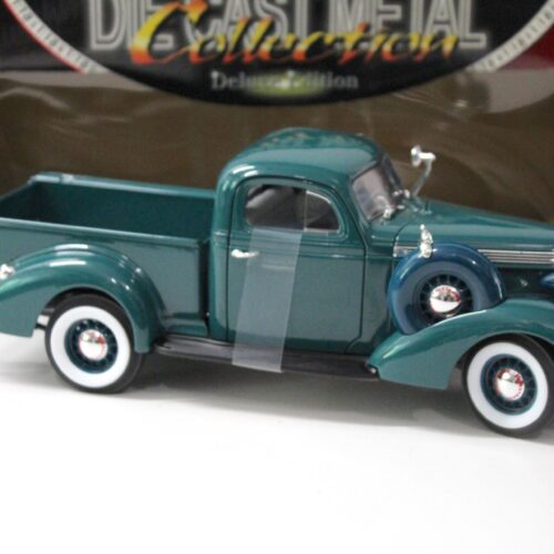 1:18 Road Signature 1937 Studebaker Coupe Express Pick Up dark green