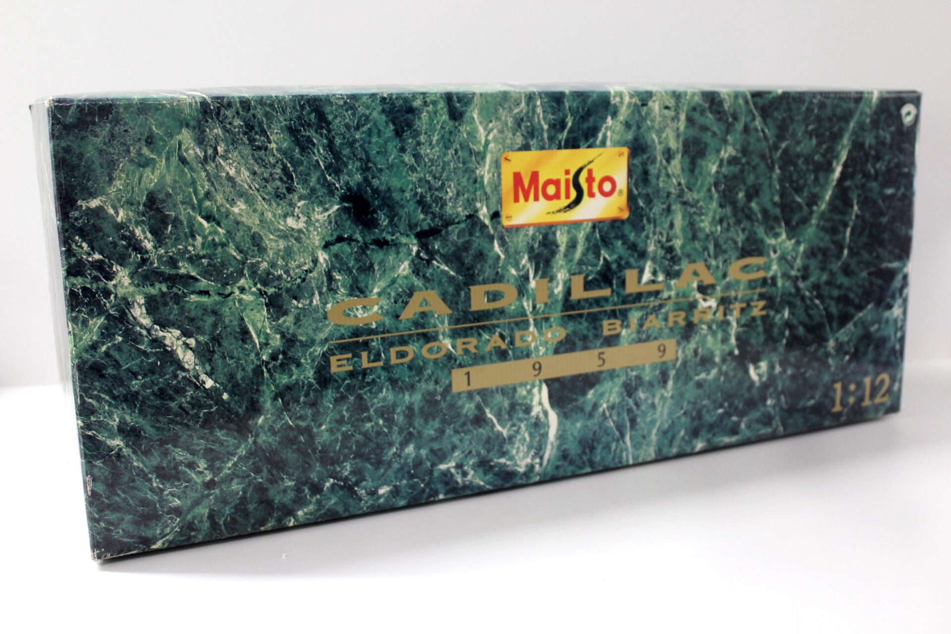 1:12 Maisto Cadillac Eldorado Biarritz Convertible 1959 pink