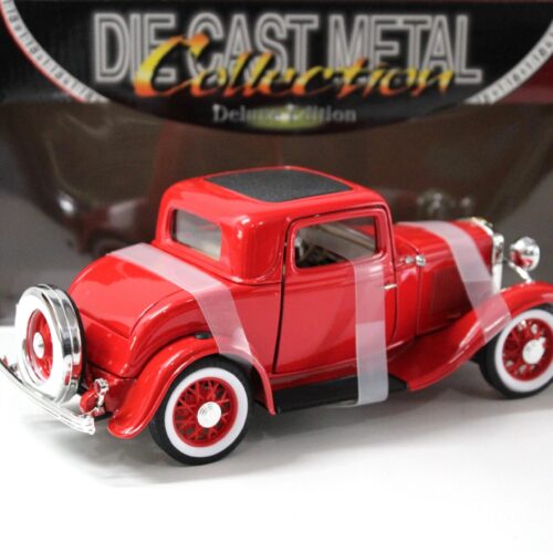 1:18 Road Signature 1932 Ford 3-Window Coupe red