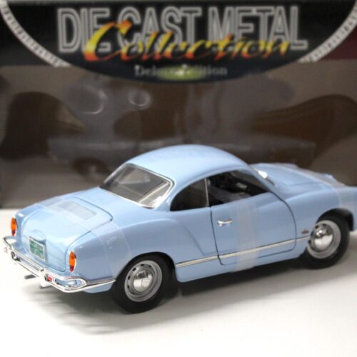 1:18 Road Signature VW Karmann Ghia Coupe 1966 light blue