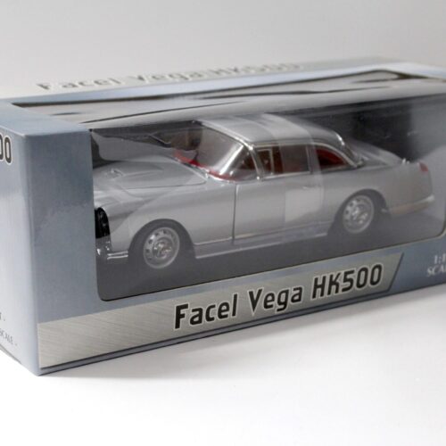 1:18 SunStar Facel Vega HK500 Coupe silver