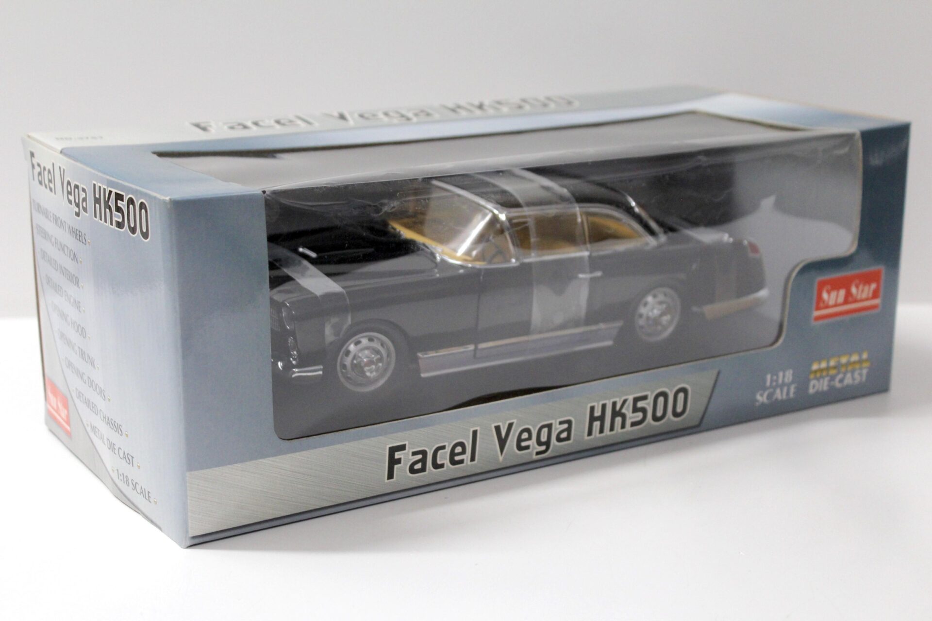 1:18 SunStar Facel Vega HK500 Coupe black