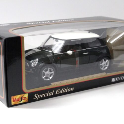1:18 Maisto Mini Cooper 2003 dark green/ white