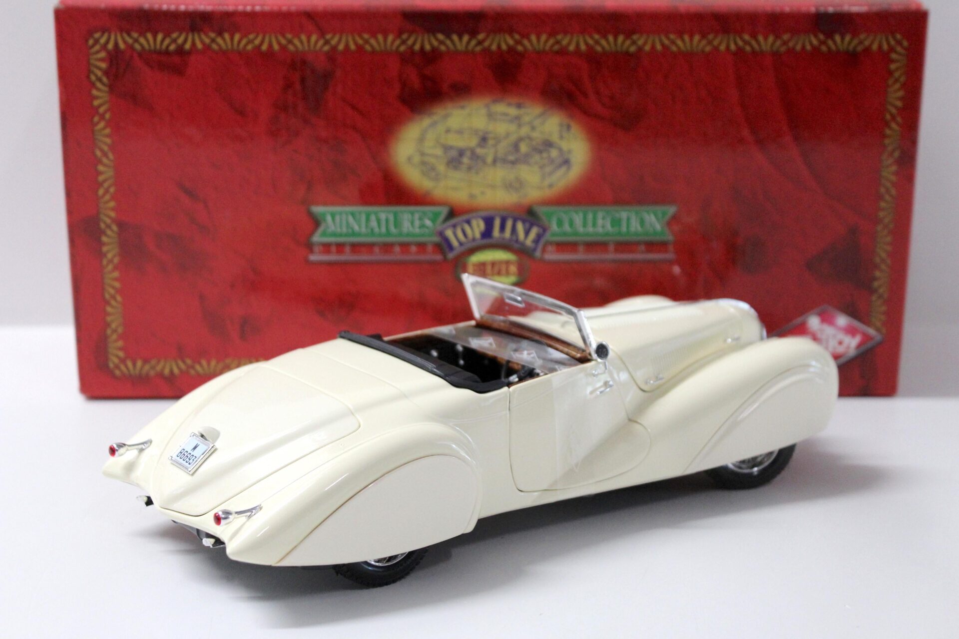 1:18 Guiloy Delahaye 135M Cabriolet beige