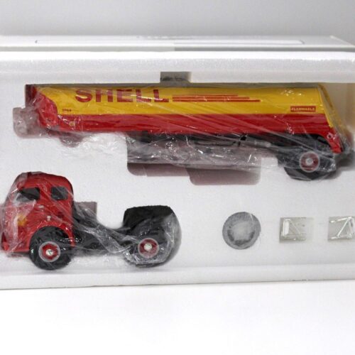 1:34 First Gear White 3000 Truck + Tank Trailer *SHELL*
