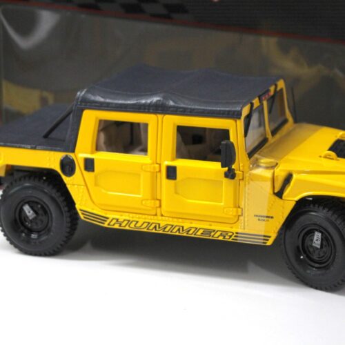 1:18 Maisto Hummer Humvee Soft Top yellow