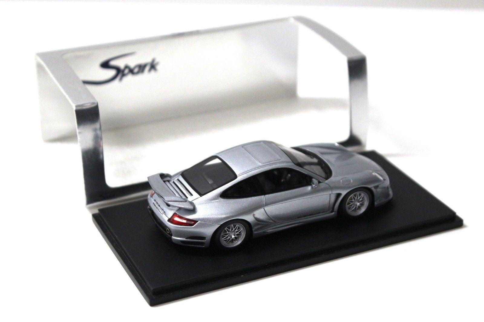 1:43 Spark Gemballa Avalanche GTR 650 silver 2006