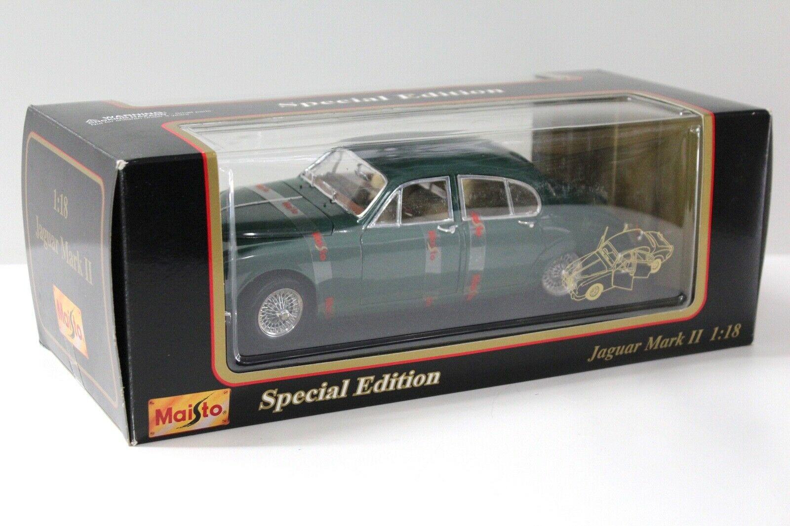 1:18 Maisto Jaguar Mark II Sedan dark green
