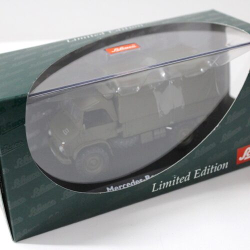 1:43 Schuco Mercedes Unimog S Pritsche/ Plane Bundeswehr green