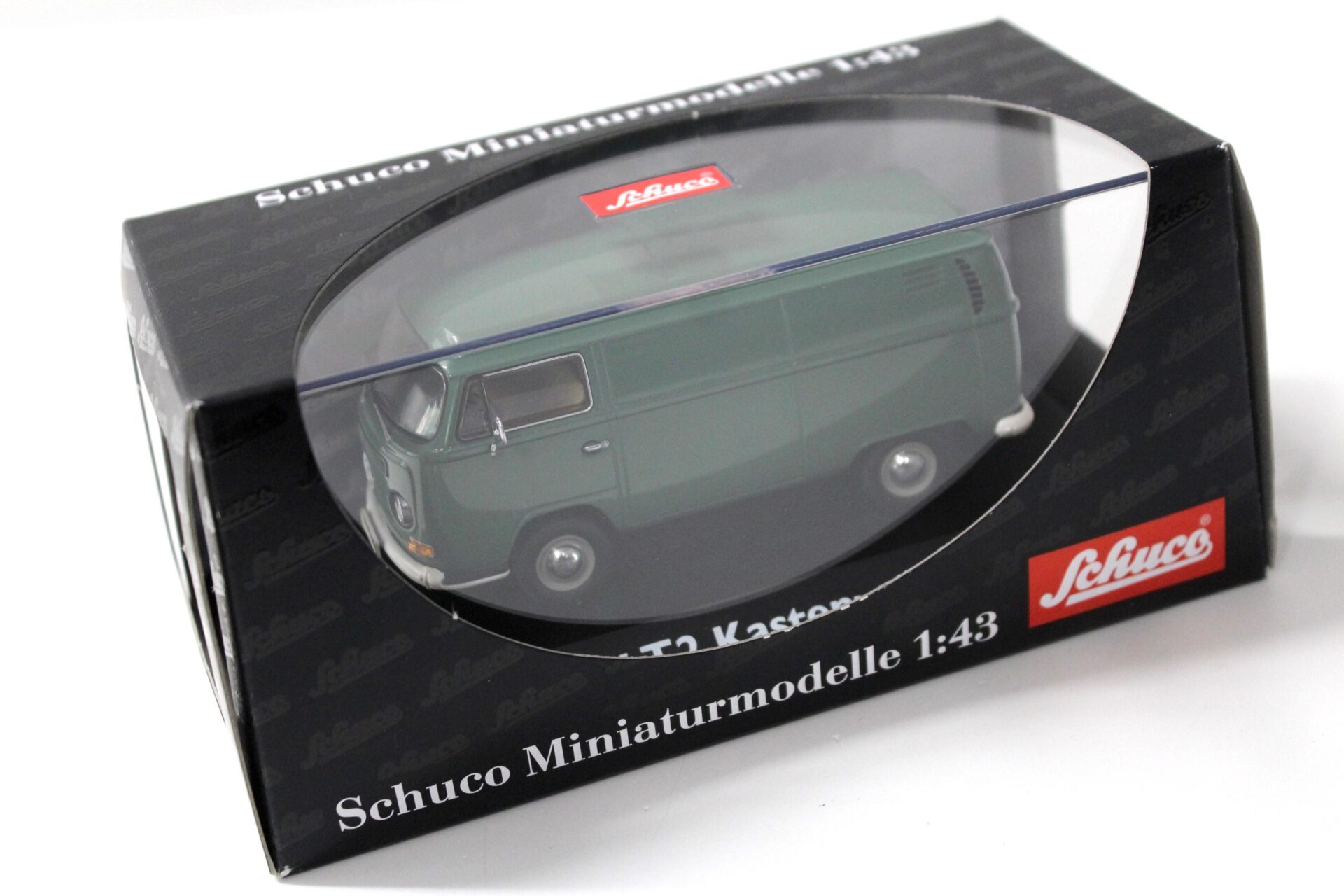 1:43 Schuco VW Bus T2 Kastenwagen green