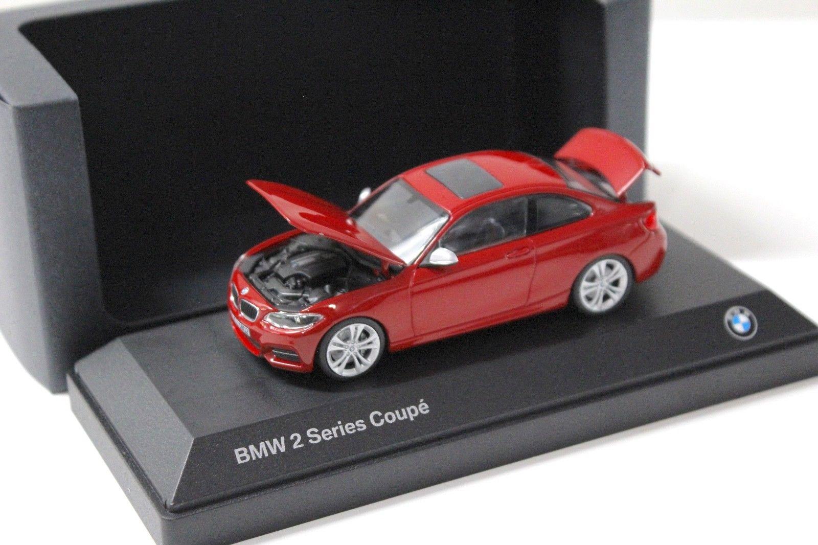1:43 Minichamps BMW 2er F22 Coupe red DEALER VERSION