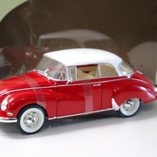 1:18 Revell Auto Union 1000S Coupe red/ white