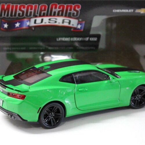 1:18 AUTO World Chevrolet Camaro SS 2017 Krypton green