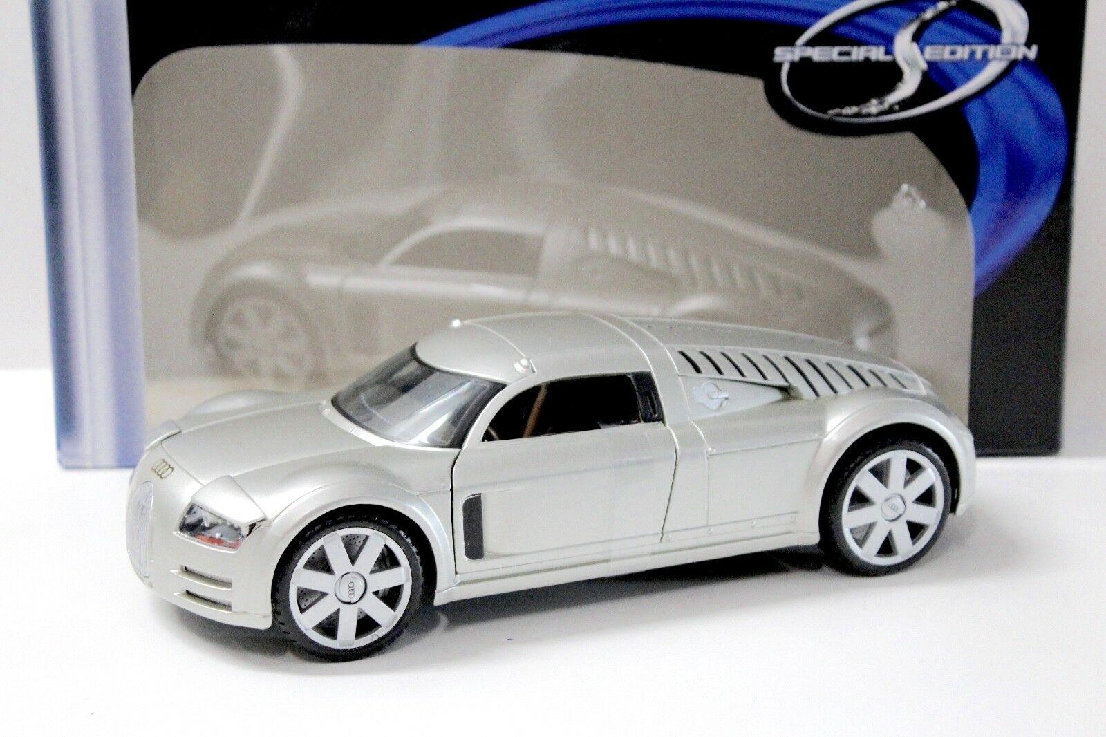 ID 45561 orig.jpg 1:18 Maisto Audi Supersportwagen "Rosemeyer" silver