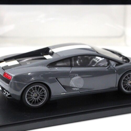 1:18 AUTOart Lamborghini Gallardo LP550-2 Balboni grey