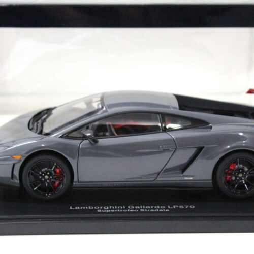 1:18 AUTOart Lamborghini Gallardo LP570 Supertrofeo grey