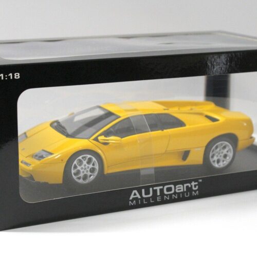 1:18 AUTOart Lamborghini Diablo 6.0 yellow