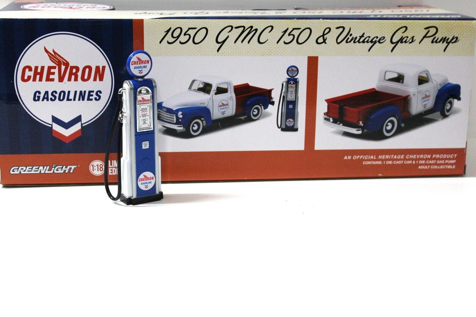 1:18 Greenlight GMC 150 Pick-UP *CHEVRON* + Gas Pump