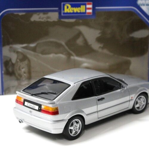 1:18 Revell VW Corrado VR6 silver SP Ltd. 700 pcs.