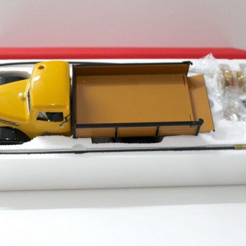 Schuco Construction Pritschenwagen LKW Schuco Renndienst yellow