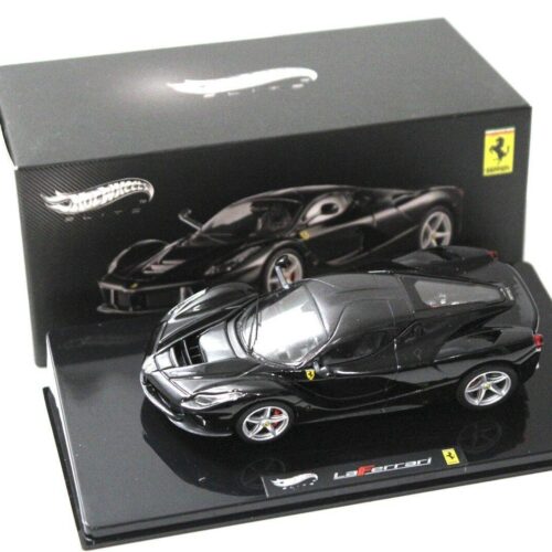 1:43 Hot Wheels Elite Ferrari LaFerrari black