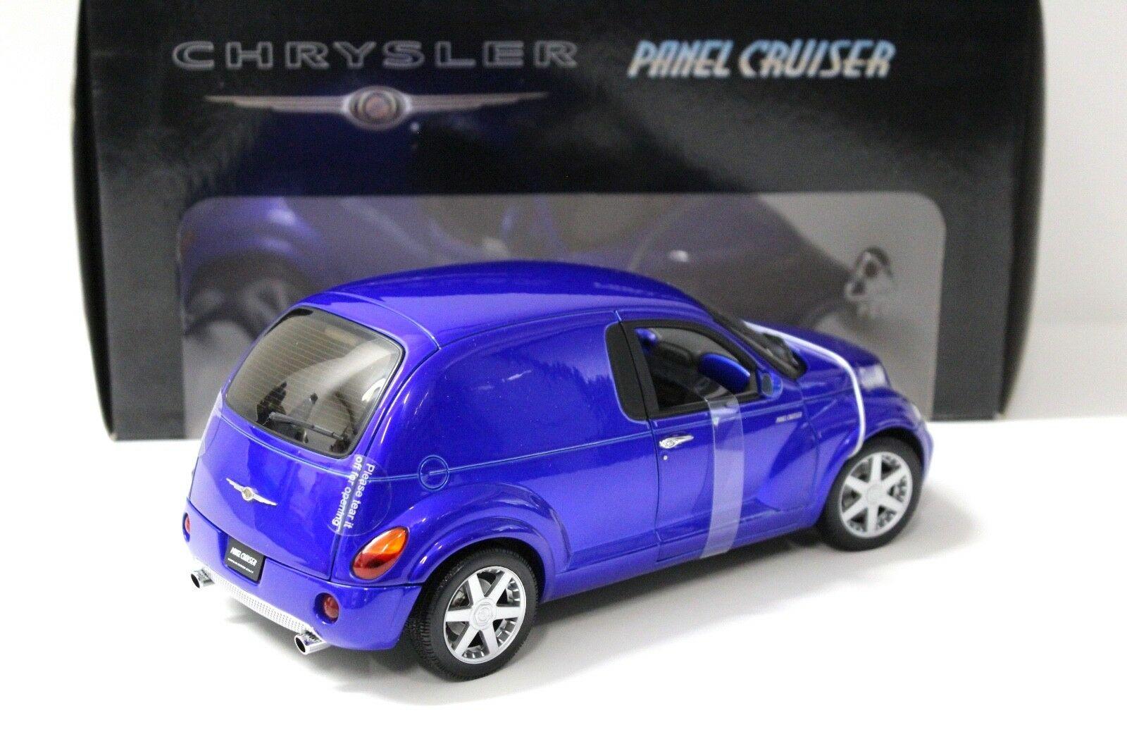 1:18 AUTOart Chrysler Panel Cruiser blue