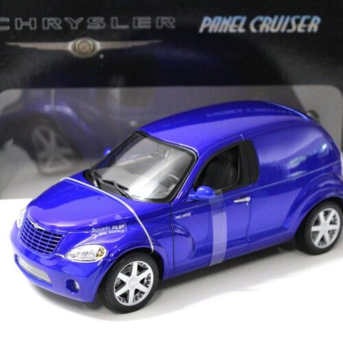 1:18 AUTOart Chrysler Panel Cruiser blue