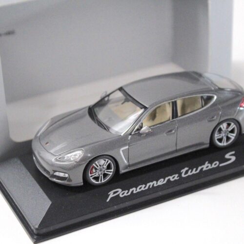 1:43 Minichamps Porsche Panamera Turbo S grey DEALER VERSION