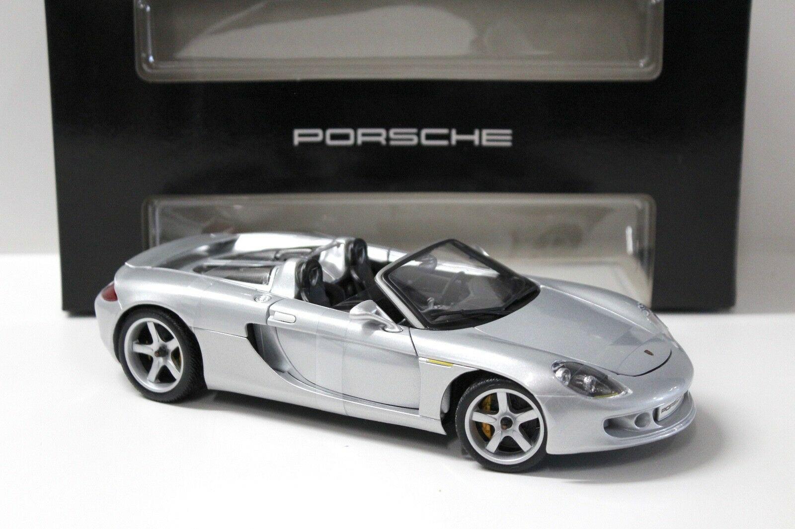 1:18 Maisto Porsche Carrera GT silver DEALER VERSION