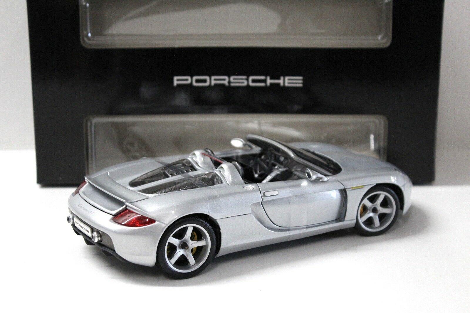 1:18 Maisto Porsche Carrera GT silver DEALER VERSION