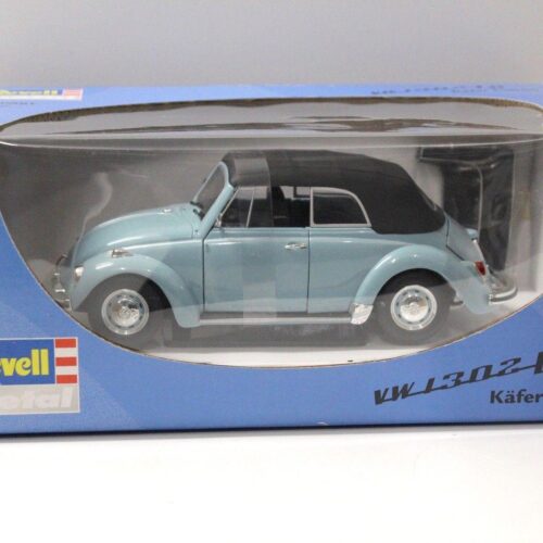 1:18 Revell VW Käfer 1302 LS Cabriolet blue