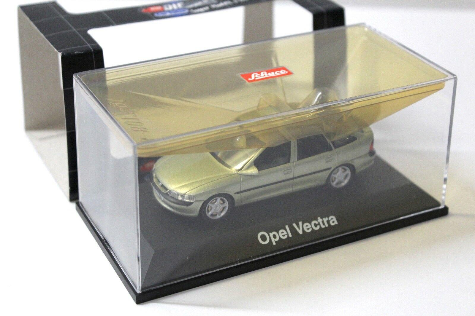 1:43 Dickie Schuco Opel Vectra Sedan light green
