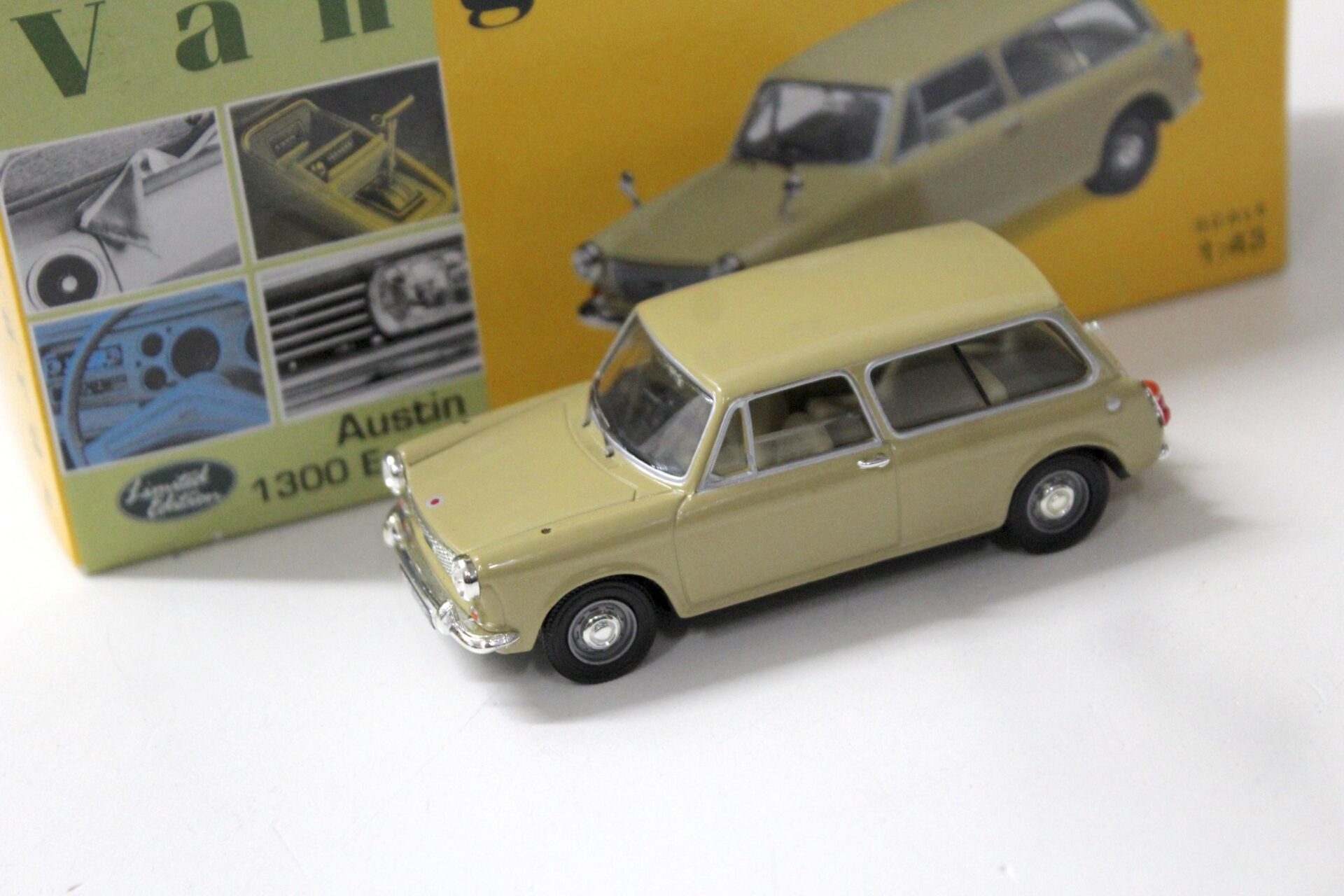 ID 47440 orig.jpg 1:43 Vanguards Austin 1300 Estate Elpasso biege