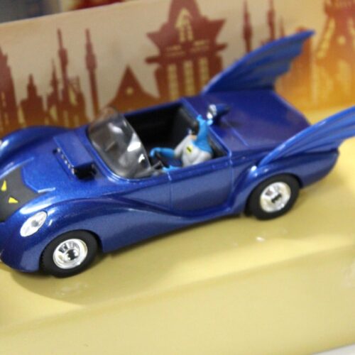 1:43 Corgi 1960Â´s DC Comics BATMOBILE BMBV2 Batman blue